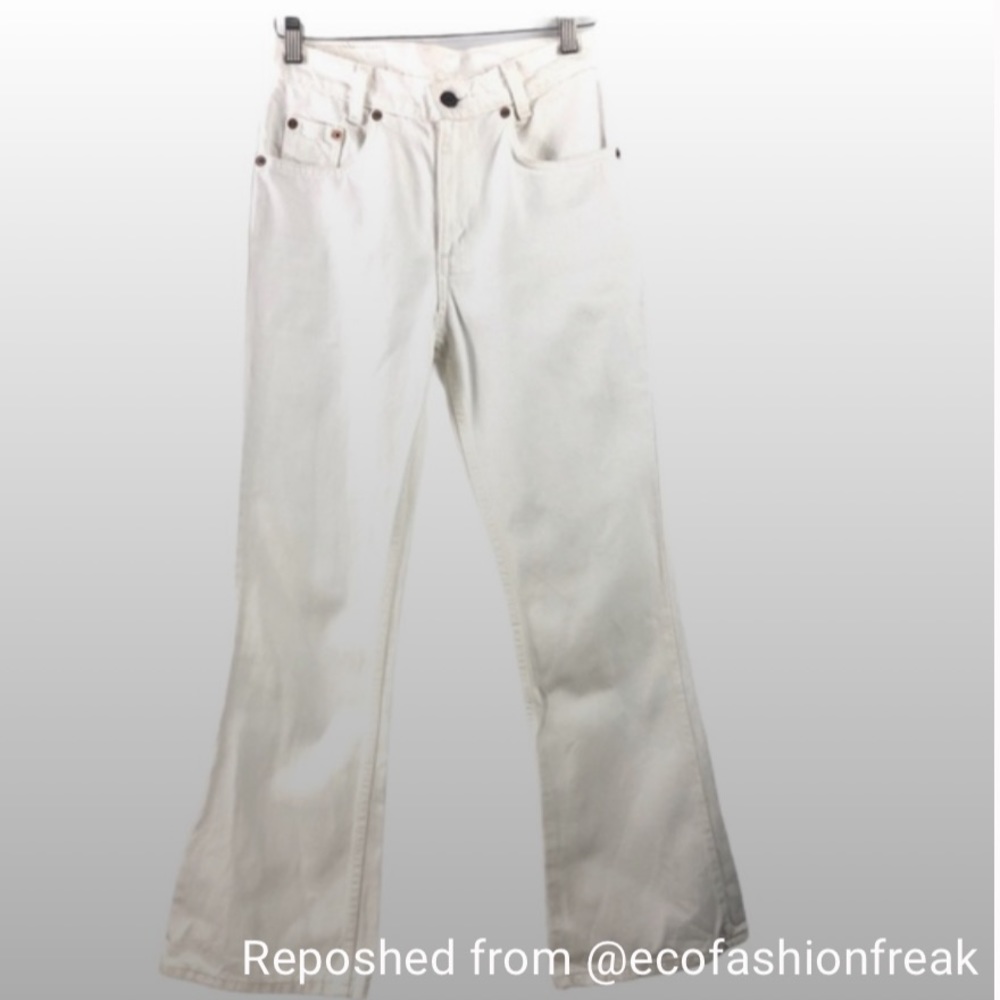 Levi's High Waist Kick Flare Crop White Jeans 26